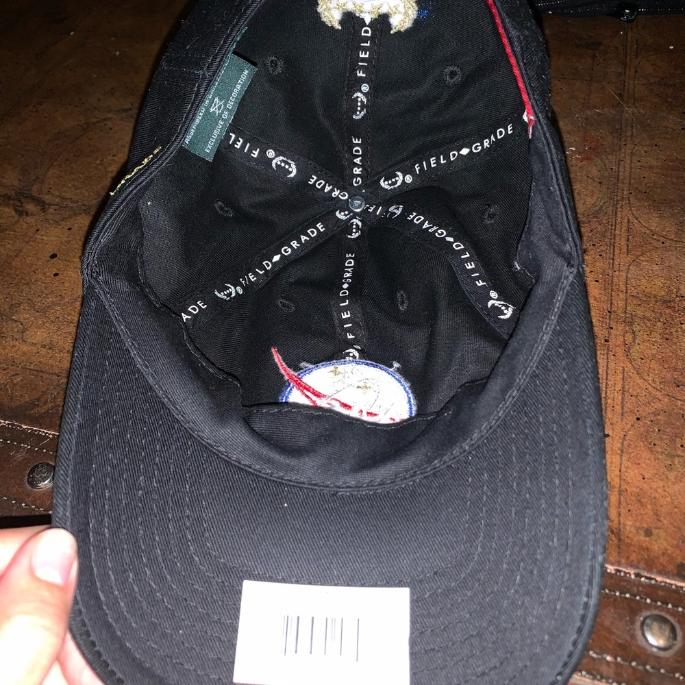 Hat - Picture 2 of 3